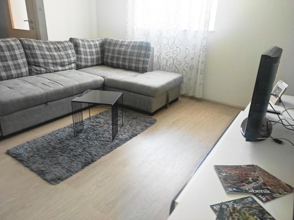Apartment Sunce シベニク エクステリア 写真