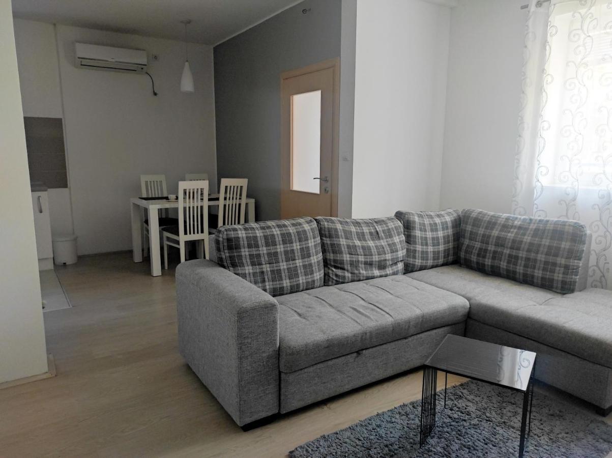 Apartment Sunce シベニク エクステリア 写真