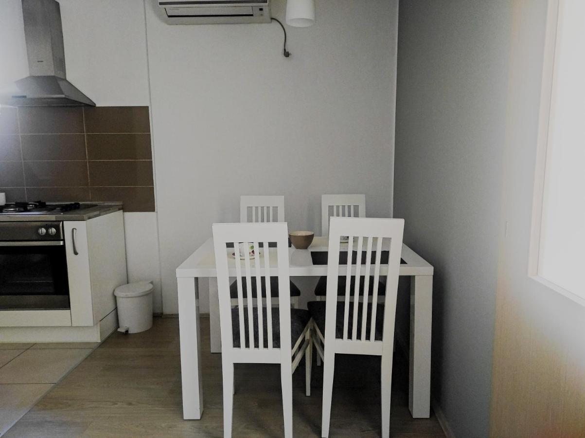 Apartment Sunce シベニク エクステリア 写真