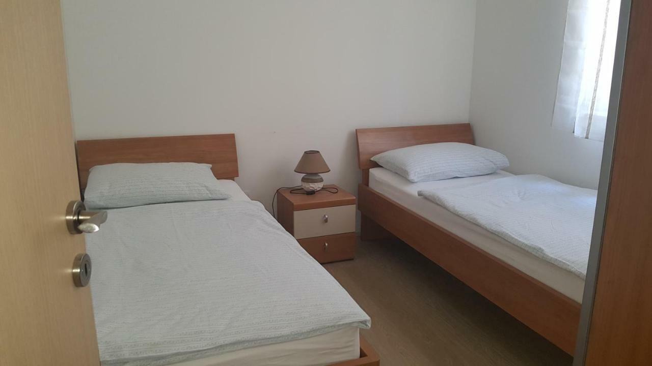 Apartment Sunce シベニク エクステリア 写真