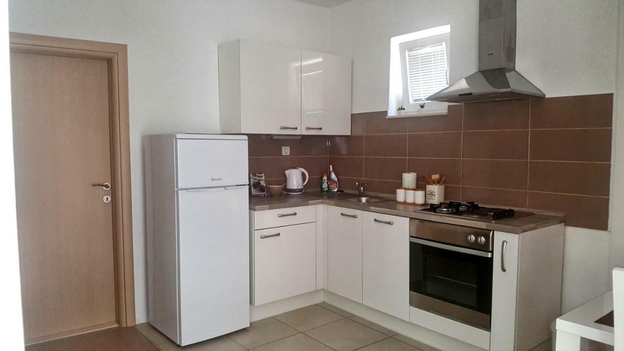 Apartment Sunce シベニク エクステリア 写真